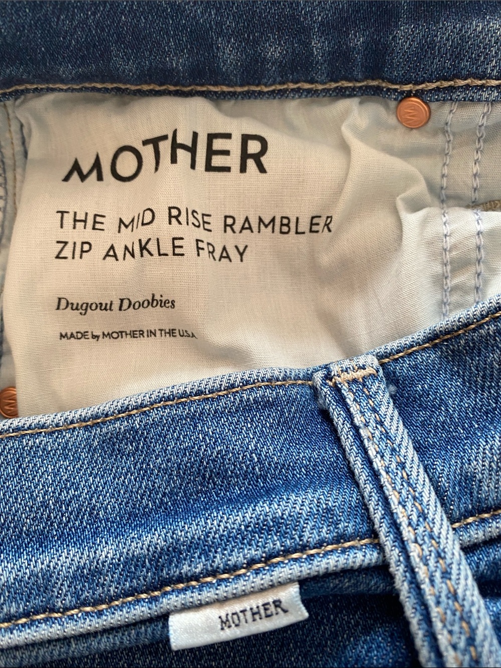 MOTHER The Mid Rise Rambler Jeans Size 25.  Zip, Ankle Fray. Like New - Picture 3 of 4